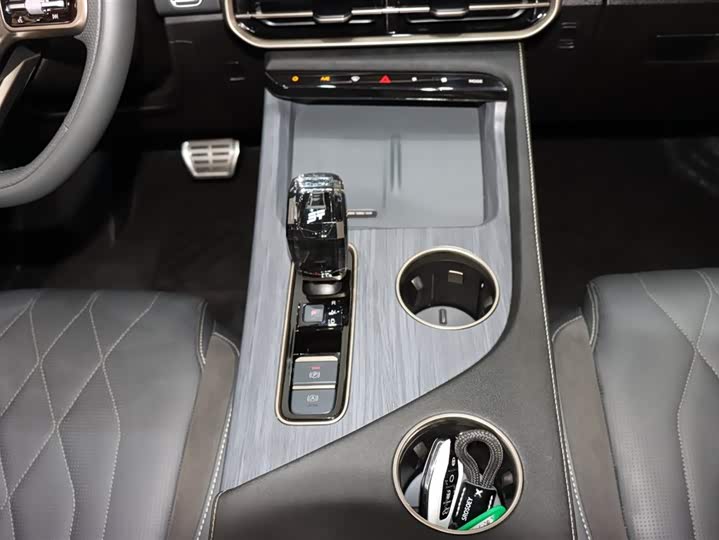 Jetour Shanhai L9 2024 2024款 1.5TD 2DHT Max 7座