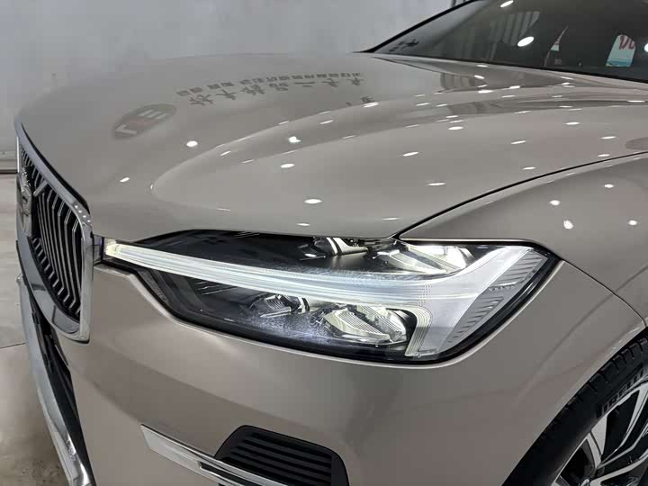 Volvo XC60 2025 2025款 B5 四驱智远豪华版