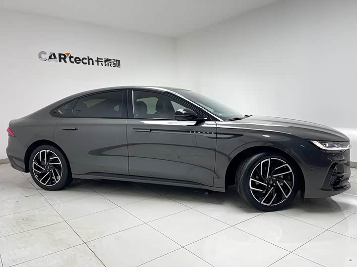 Lincoln Z (Zephyr) 2022 2022款 i酷 尊逸版