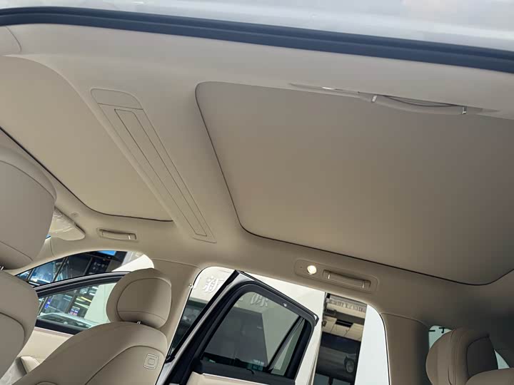 Aito M8 2025 2025款 增程 Ultra版 53.4kWh 5座版