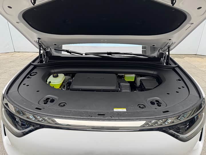 Aito M8 2025 2025款 增程 Ultra版 53.4kWh 5座版