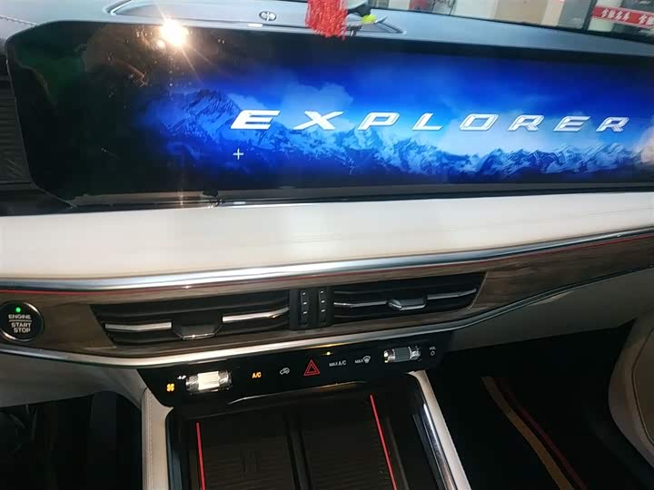 Ford Explorer 2023 2023款 EcoBoost 285 四驱赤金版 6座