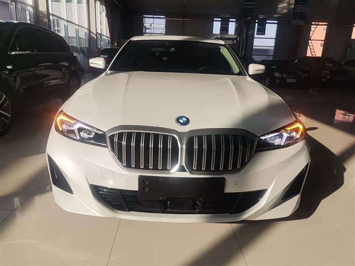 BMW i3 2025 2025款 eDrive 35 L