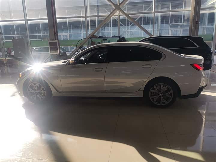 BMW i3 2025 2025款 eDrive 35 L