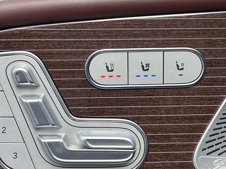 Mercedes-Benz Maybach GLS 2022 2022款 GLS 600 4MATIC 礼乐版