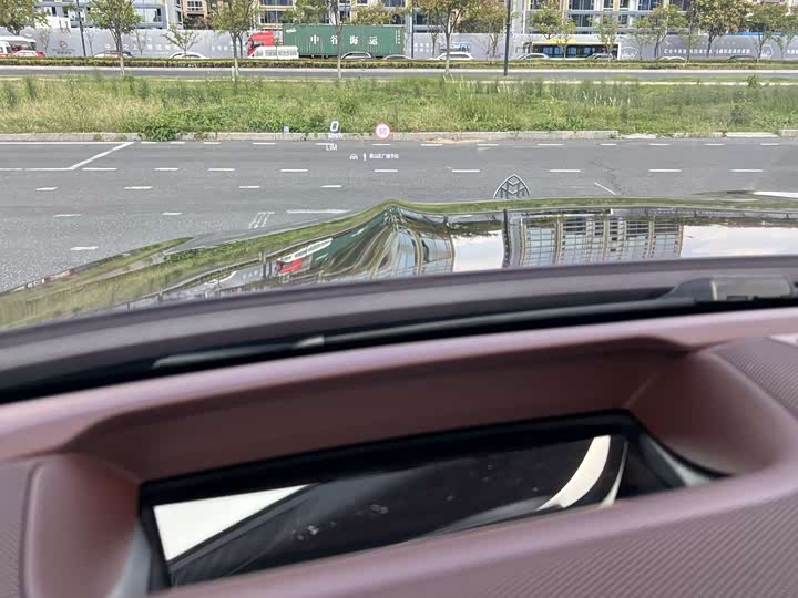 Mercedes-Benz Maybach GLS 2022 2022款 GLS 600 4MATIC 礼乐版