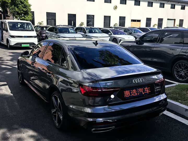 Audi A4L 2024 2024款 40 TFSI 豪华动感型