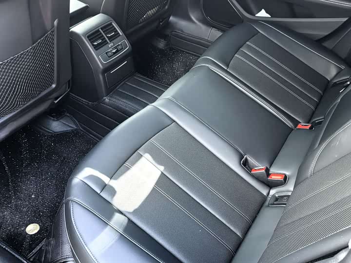 Audi A4L 2024 2024款 40 TFSI 豪华动感型