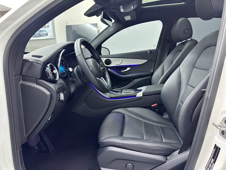 Mercedes-Benz GLC-Class Coupe 2023 2023款 改款 GLC 260 4MATIC 轿跑SUV