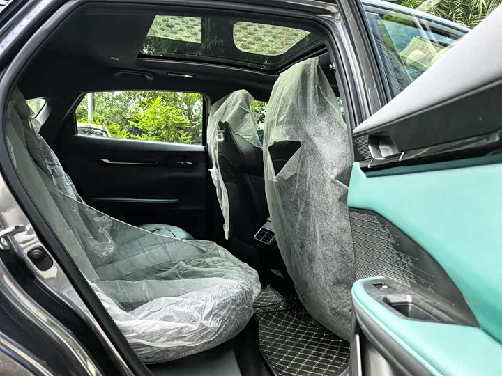 Changan UNI-V Hybrid 2024 2024款 蓝鲸智电iDD 136km 智尊型