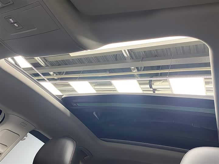 Volkswagen Tiguan X 2023 2023款 改款 330TSI 两驱尊崇旗舰版