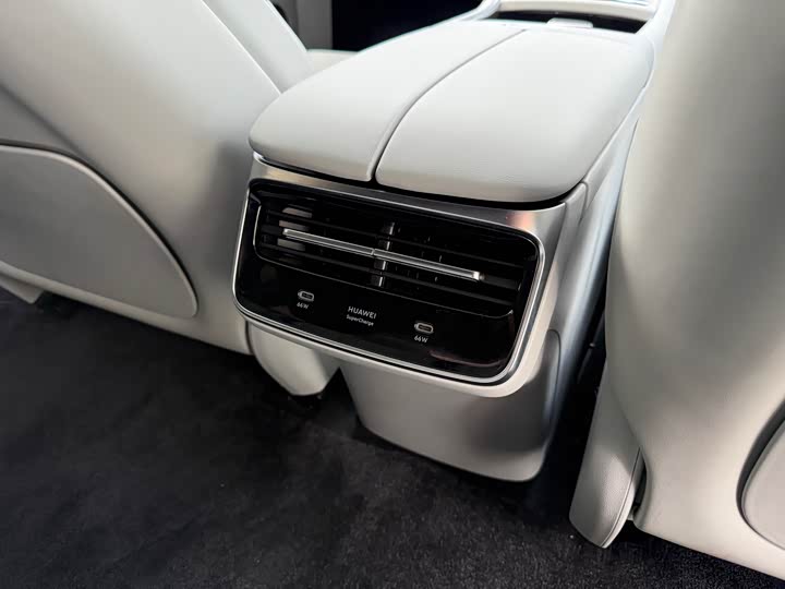 Luxeed S7 2025 2025款 785km Ultra