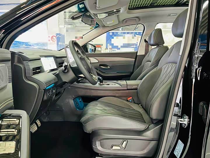 Jetour X90 2025 2025款 1.6T DCT 旗舰版 5座