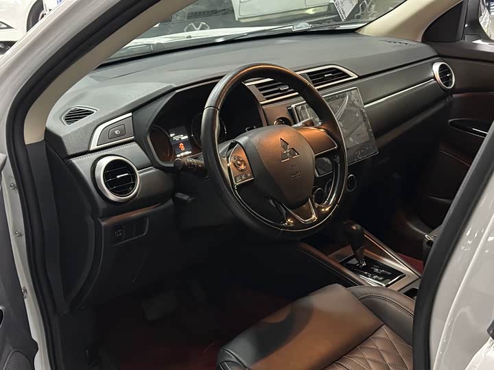 Mitsubishi ASX 2020 2020款 2.0L CVT智领版