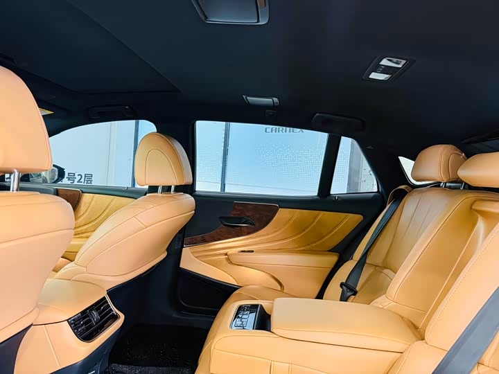 Lexus LS 2021 2021款 500h 卓越版