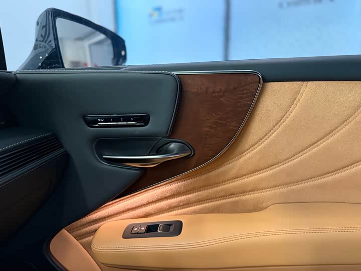 Lexus LS 2021 2021款 500h 卓越版