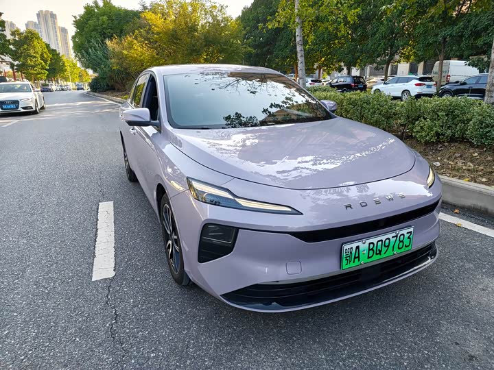 Roewe D6 2025 2025款 450km 尊享版