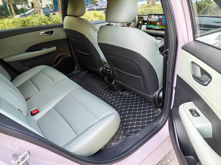 Roewe D6 2025 2025款 450km 尊享版