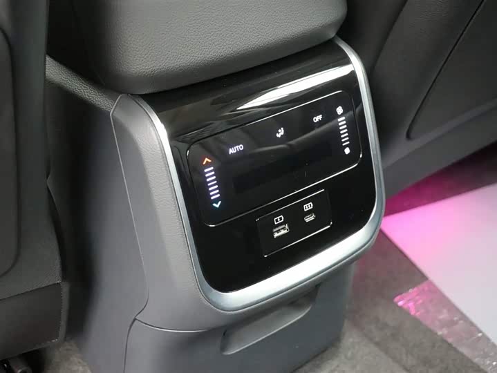 Hongqi HS7 Hybrid 2024 2024款 2.0T PHEV 四驱旗畅版 6座