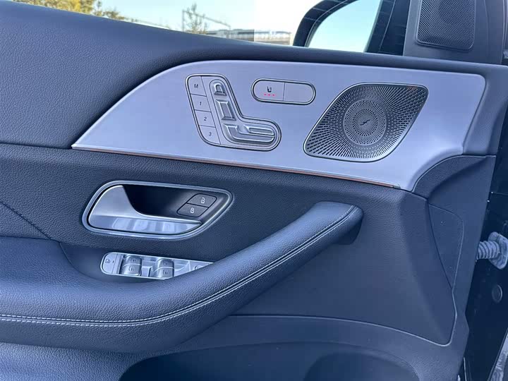 Mercedes-Benz GLE-Class Coupe 2022 2022款 GLE 450 4MATIC 轿跑SUV 时尚型