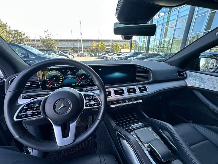 Mercedes-Benz GLE-Class Coupe 2022 2022款 GLE 450 4MATIC 轿跑SUV 时尚型