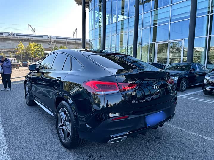 Mercedes-Benz GLE-Class Coupe 2022 2022款 GLE 450 4MATIC 轿跑SUV 时尚型
