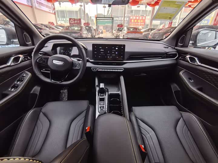 Geely Coolray 2025 2025款 缤越L 1.5TD DCT 超越