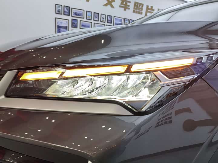 2025 Geely Coolray