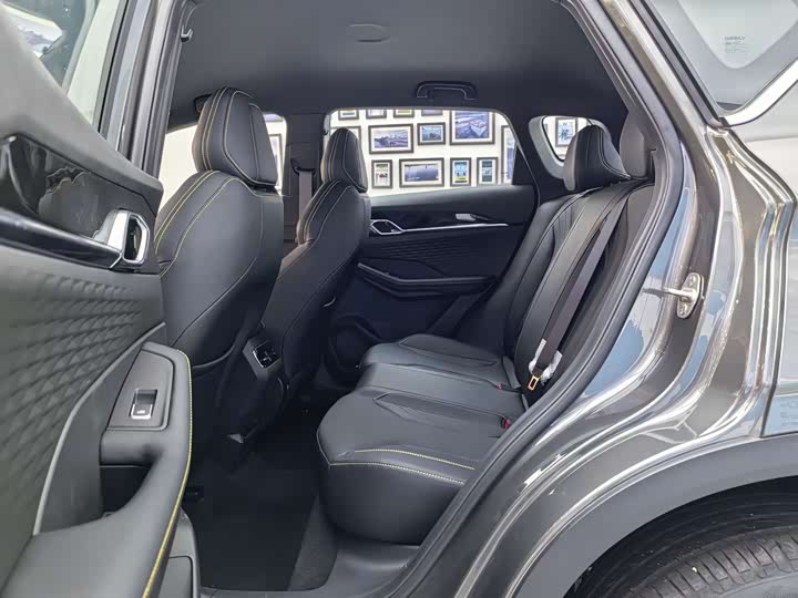 Geely Coolray 2025 2025款 缤越L 1.5TD DCT 超越