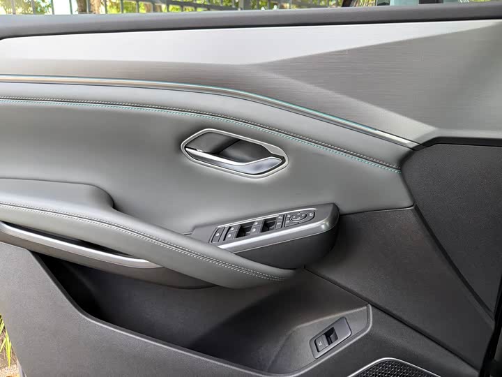 BYD Song L DM-i Hybrid 2025 2025款 智驾版 160km 卓越型