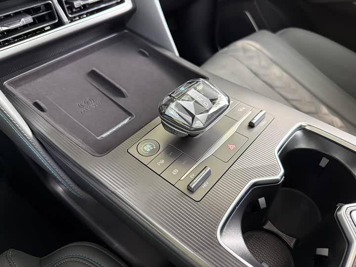 BYD Song L DM-i Hybrid 2025 2025款 智驾版 160km 卓越型