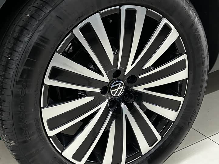 Volkswagen Tavendor 2024 2024款 330TSI 豪华巡逸版