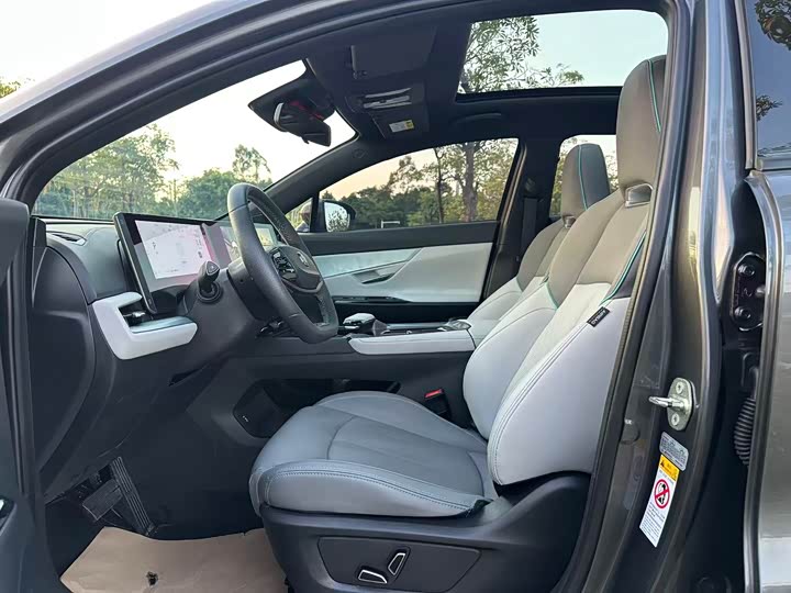 Changan UNI-T 2023 2023款 第二代 1.5T 尊贵型