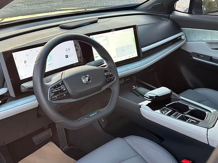 Changan UNI-T 2023 2023款 第二代 1.5T 尊贵型