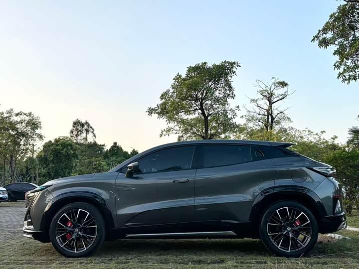 Changan UNI-T 2023 2023款 第二代 1.5T 尊贵型