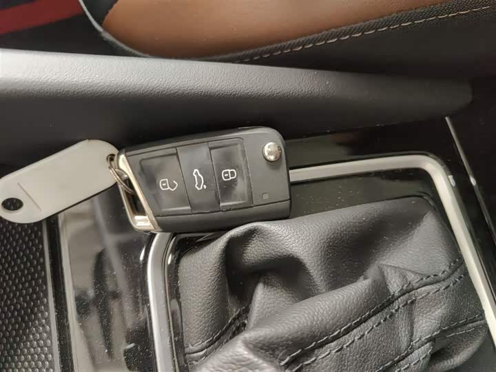 Jetta VS7 2024 2024款 280TSI 自动旗舰版