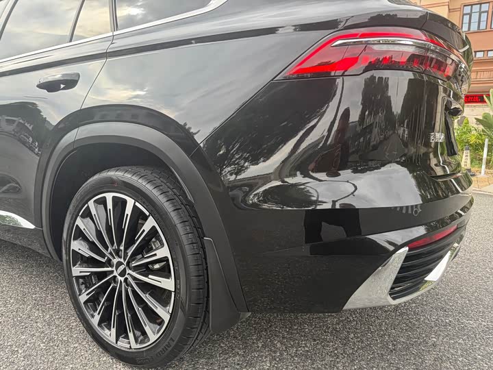 Geely Monjaro 2025 2025款 东方曜 2.0TD 自动揽星版