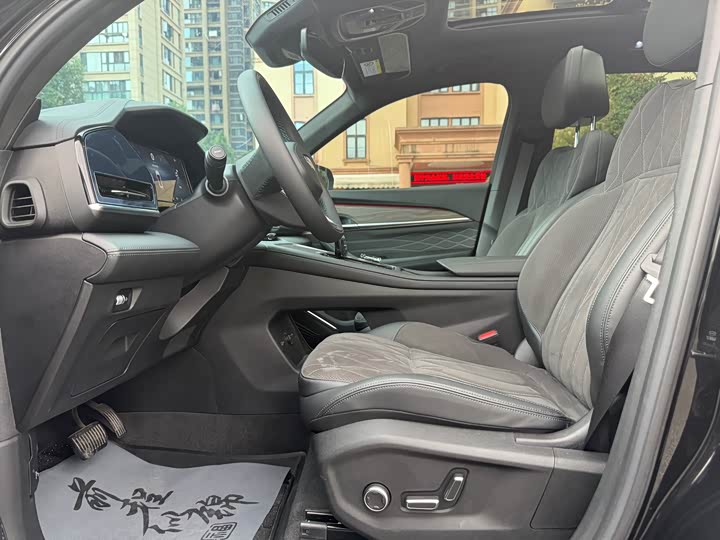 Geely Monjaro 2025 2025款 东方曜 2.0TD 自动揽星版