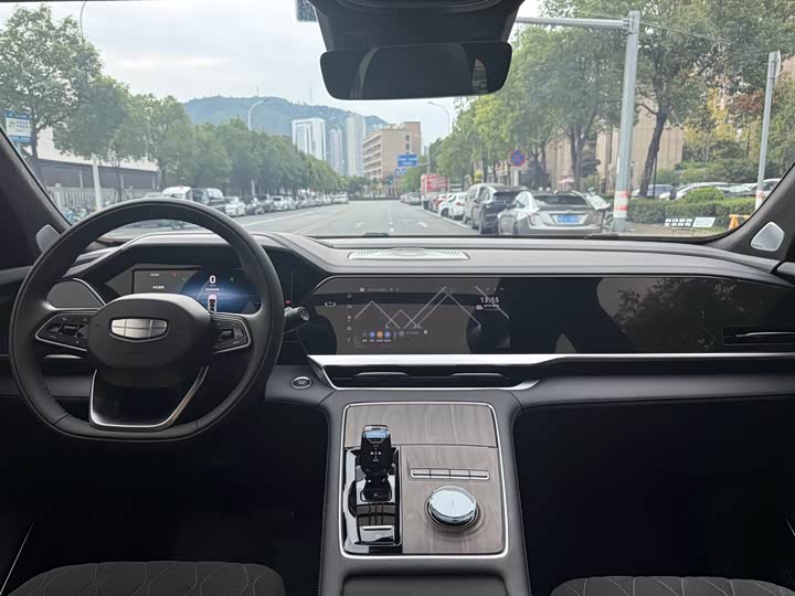 Geely Monjaro 2025 2025款 东方曜 2.0TD 自动揽星版