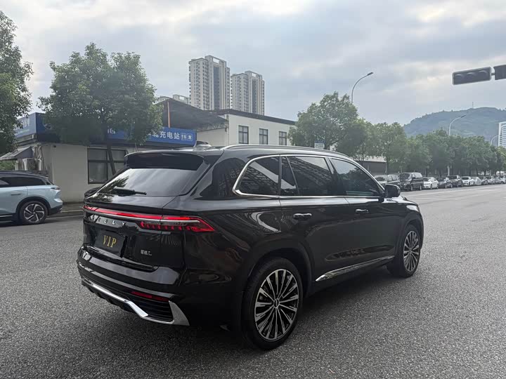 Geely Monjaro 2025 2025款 东方曜 2.0TD 自动揽星版