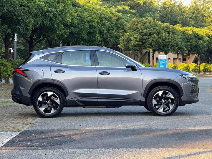 Jetour Shanhai L6 2024 2024款 1.5TD DHT ULTRA