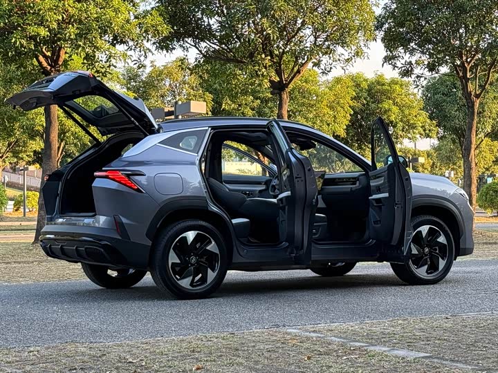 Jetour Shanhai L6 2024 2024款 1.5TD DHT ULTRA