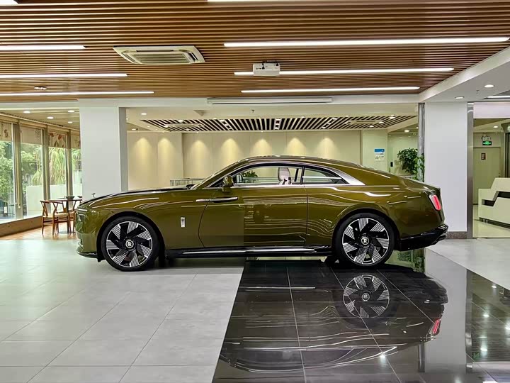 Rolls-Royce Spectre 2024 2024款 标准型