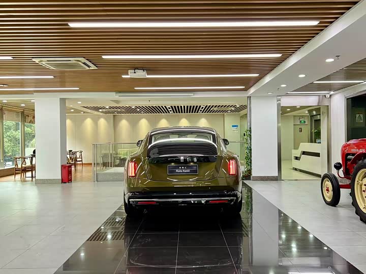 Rolls-Royce Spectre 2024 2024款 标准型