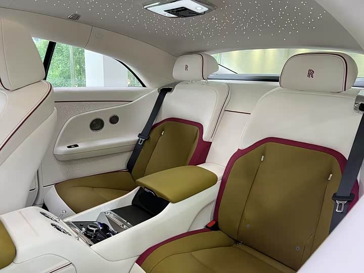 Rolls-Royce Spectre 2024 2024款 标准型