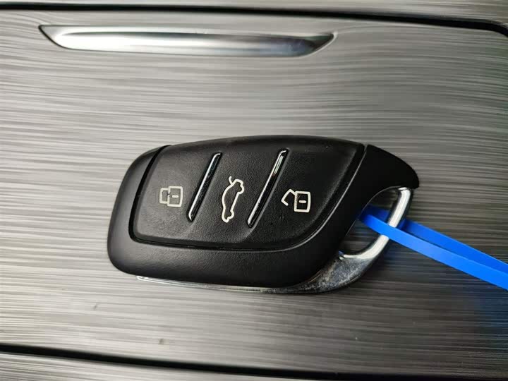 Roewe RX5 Hybrid 2020 2020款 ePLUS 国潮荣麟豪华版