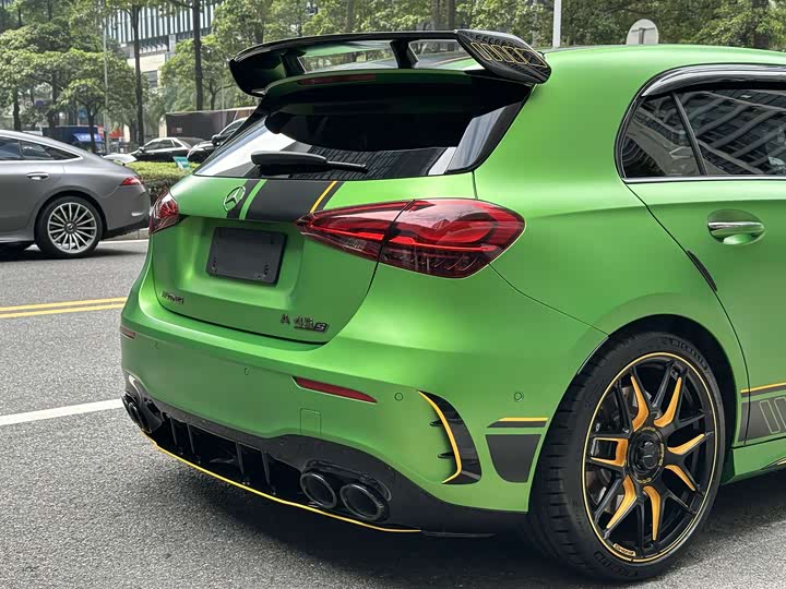 Mercedes-Benz A-Class AMG 2024 2024款 AMG A 45 S 4MATIC+ 魔焰绿特别版