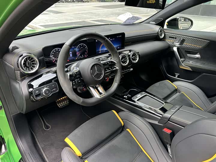 Mercedes-Benz A-Class AMG 2024 2024款 AMG A 45 S 4MATIC+ 魔焰绿特别版