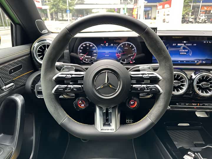 Mercedes-Benz A-Class AMG 2024 2024款 AMG A 45 S 4MATIC+ 魔焰绿特别版