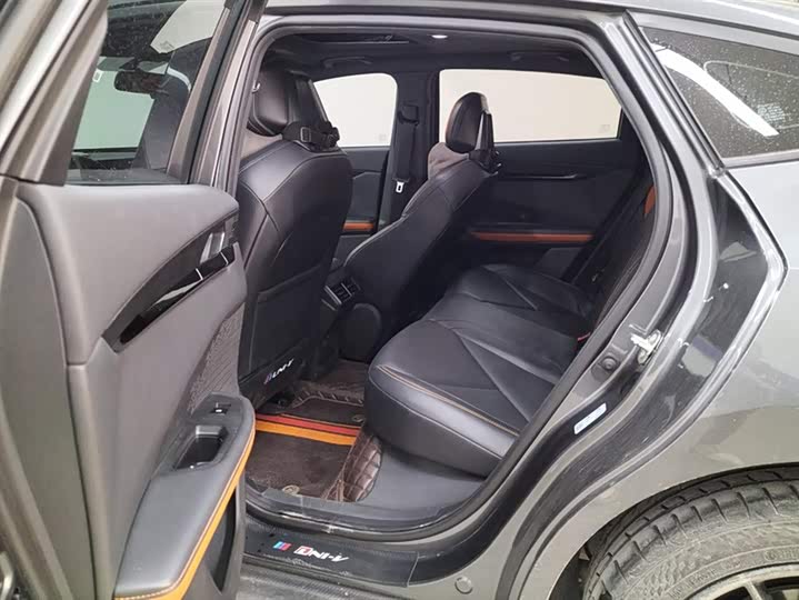 Changan UNI-V Hybrid 2023 2023款 智电iDD 1.5T 113km智趣型（飞快版）